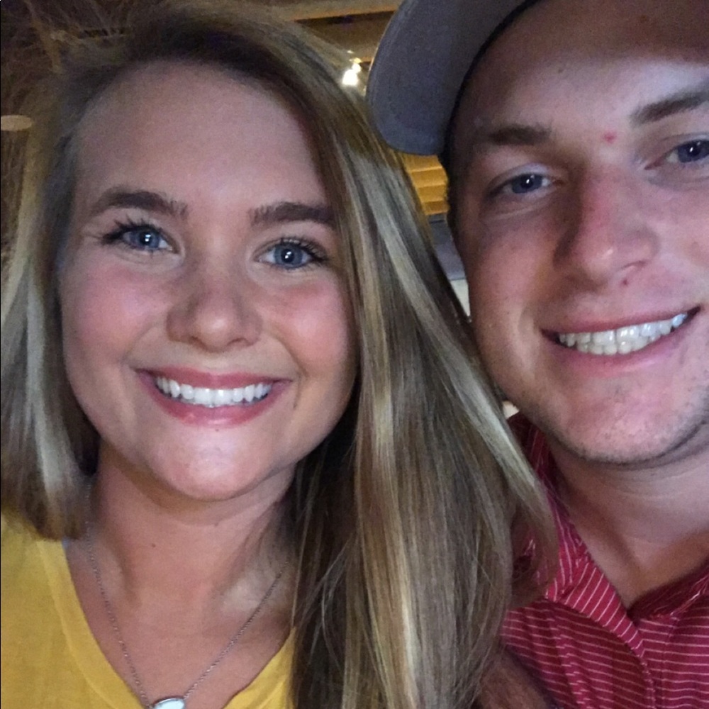 Meet your Posher, Carlee